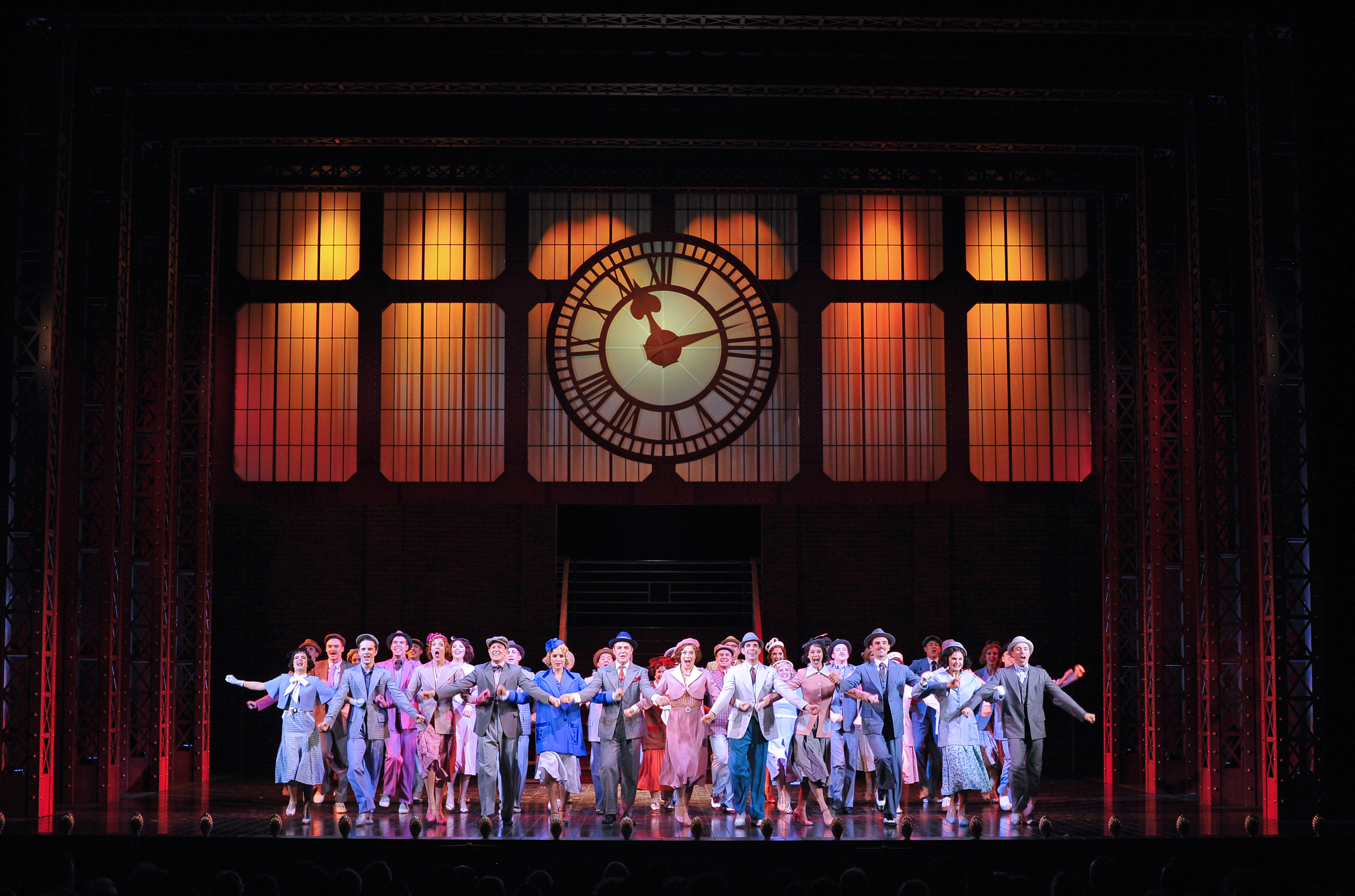 11-42nd-street-ctheatre-du-chatelet-marie-noelle-robert1