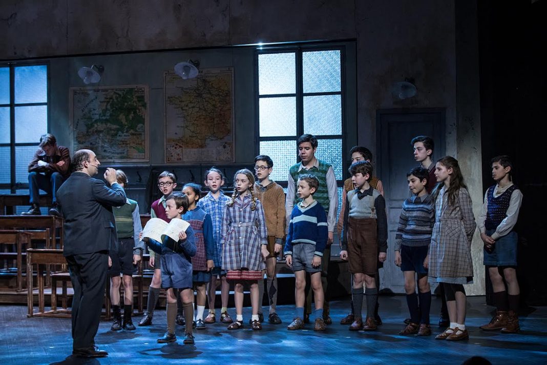 Les Choristes, le spectacle musical laissezvous reconquérir par l'histoire