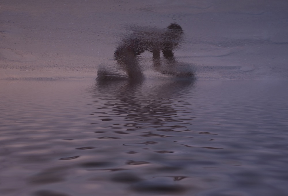 © Htet T San