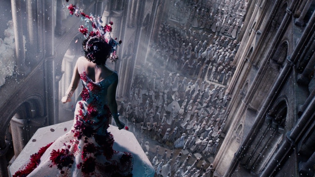 jupiter-ascending-feat-1