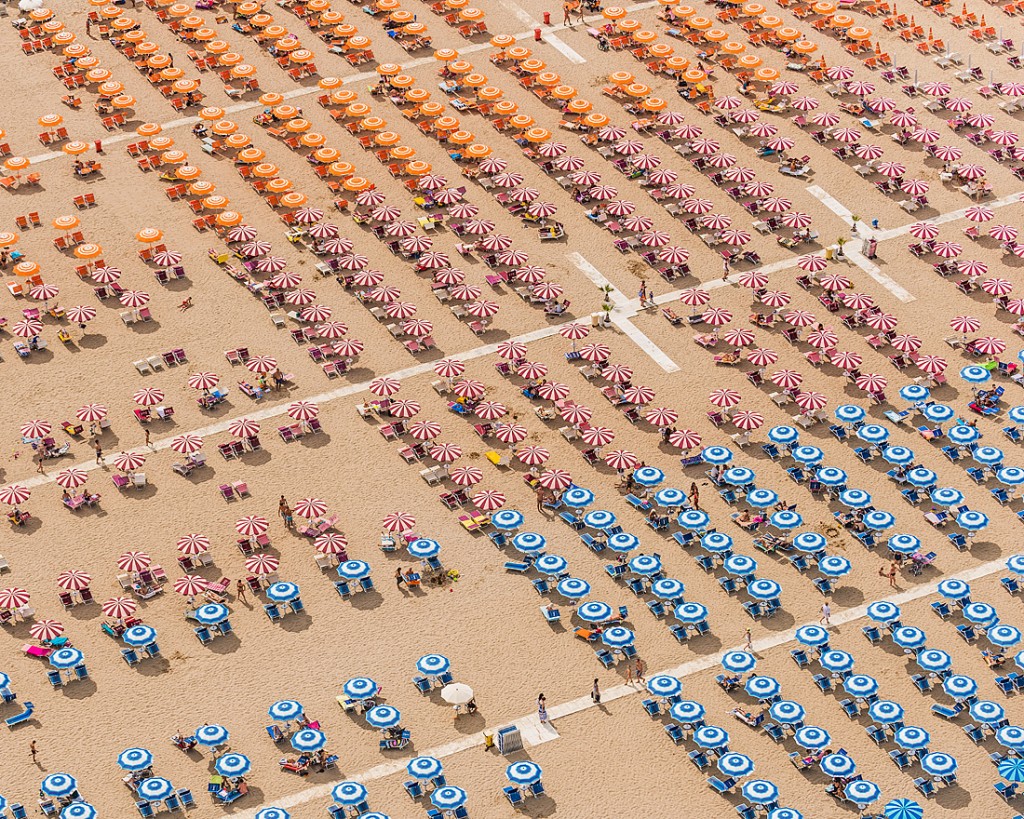 © Bernhard Lang. Tous les droits réservés.