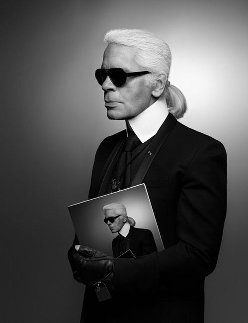 Autoportrait, 2013, impression jet d'encre noir et blanc sur papier Fabriano © Karl Lagerfeld 