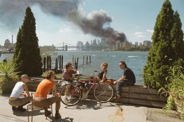 Brooklyn, New-York, Etats-Unis, 11 septembre 2001, ©Thomas Hoepker / Magnum Photos 